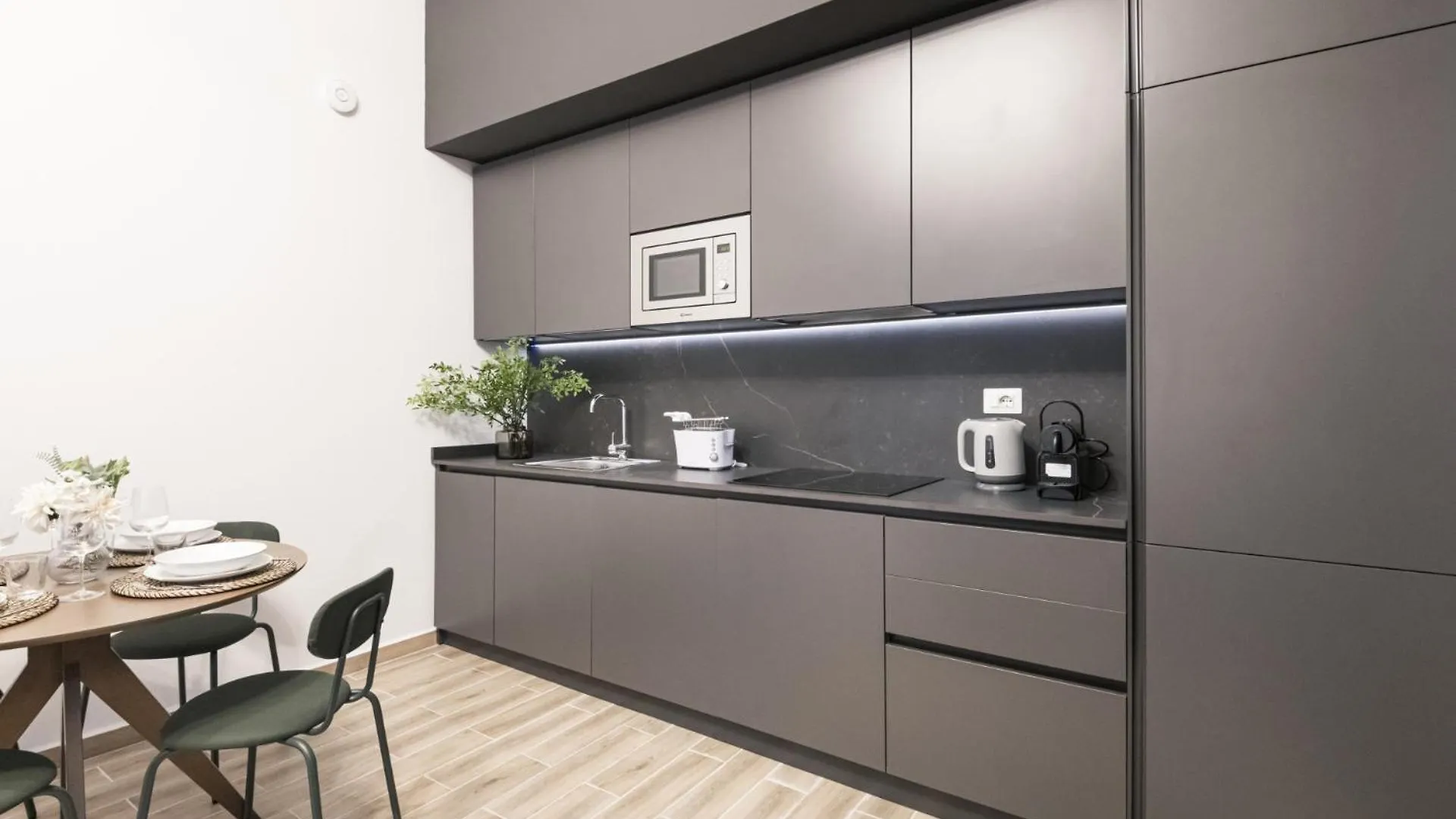 Apartment Easylife - Appartamento Vicino A Stazione Centrale Milan